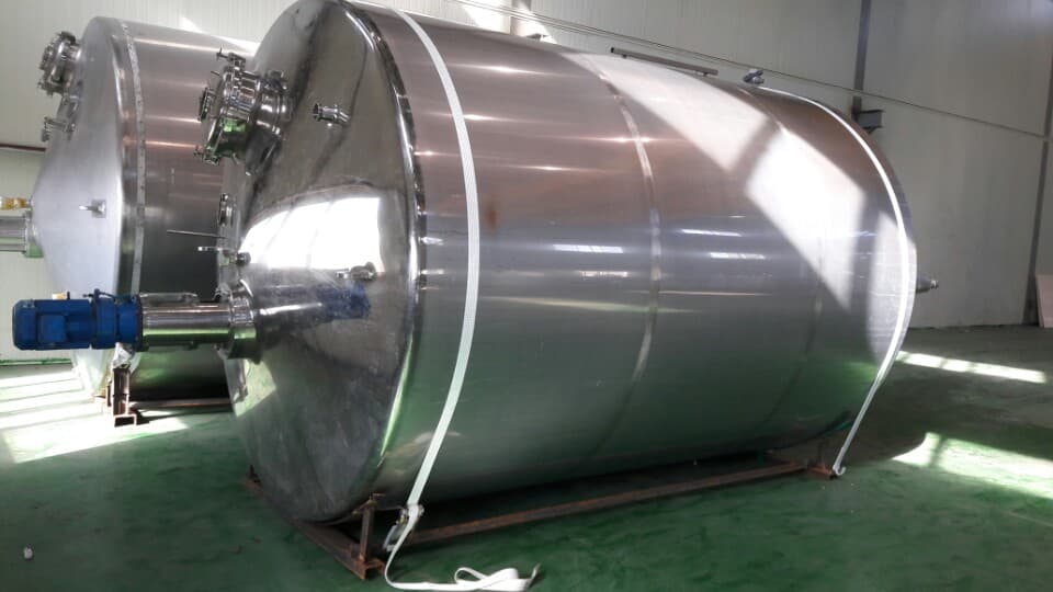 Food & Mixing Tanks