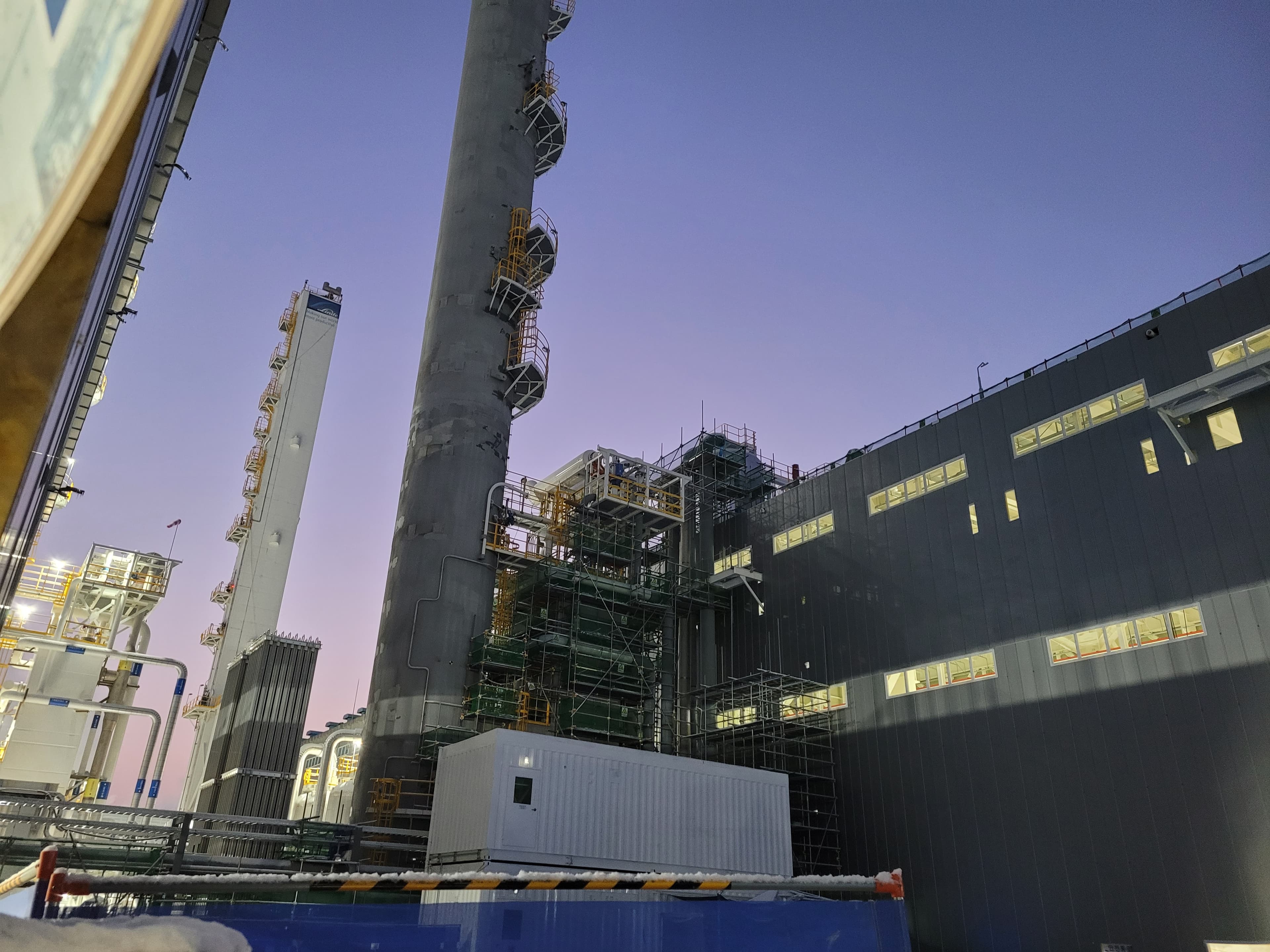 Plant column and structural installation view